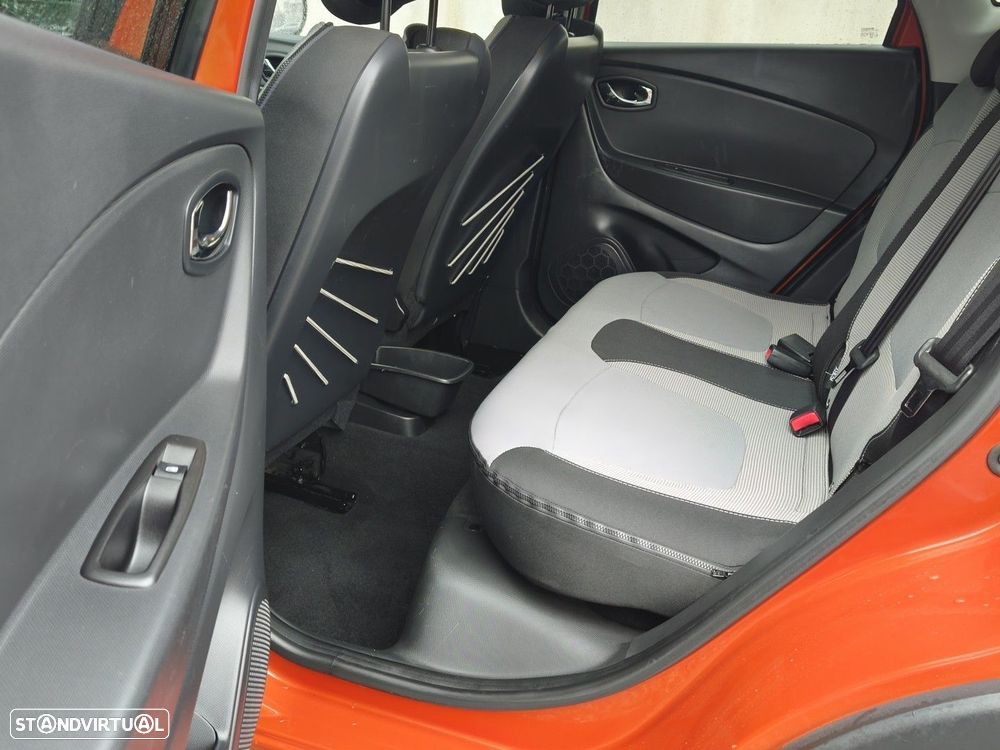 Renault Captur dCi 90 EDC Dynamique - 30