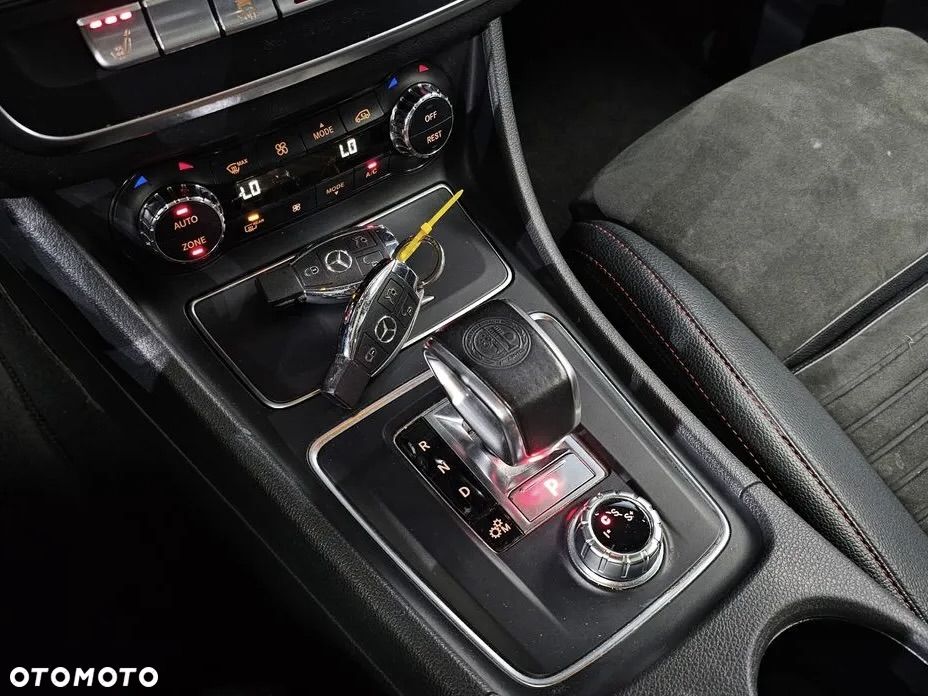 Mercedes-Benz CLA AMG 45 4Matic AMG Speedshift DCT 7G AMG Night Edition - 10