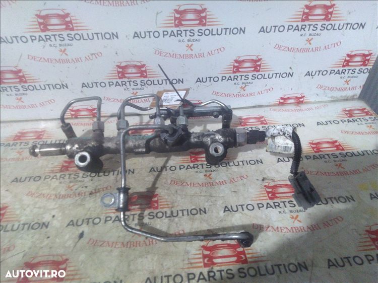 rampa injectoare nissan cabstar 2.5 d an fabr. 2013 - 1