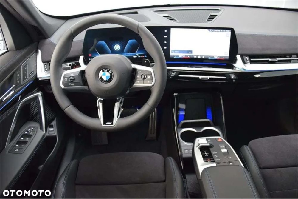 BMW X1 sDrive18i - 9
