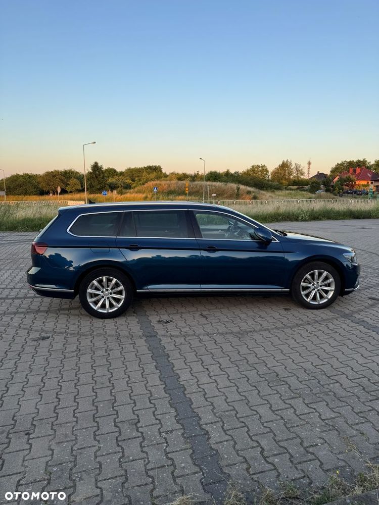 Volkswagen Passat 2.0 TDI 4Mot Elegance DSG - 10