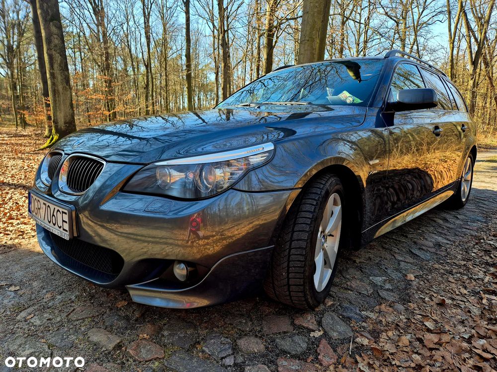 BMW Seria 5 530d xDrive Touring - 1