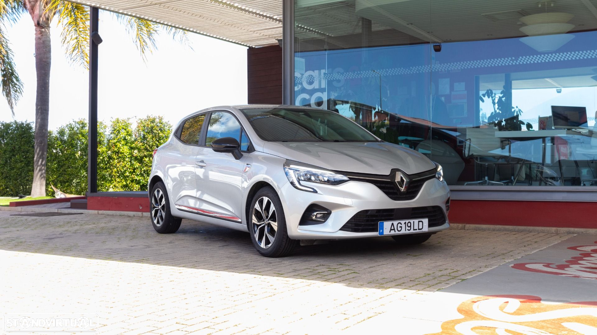Renault Clio 1.0 TCe Intens CVT - 2