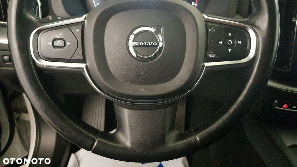 Volvo XC 60 - 27