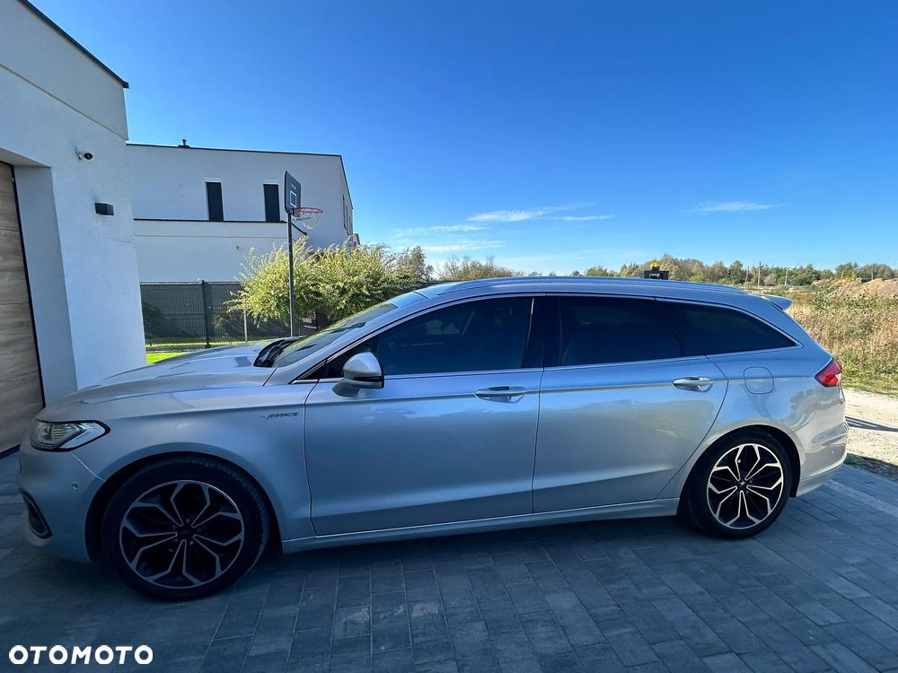 Ford Mondeo - 9