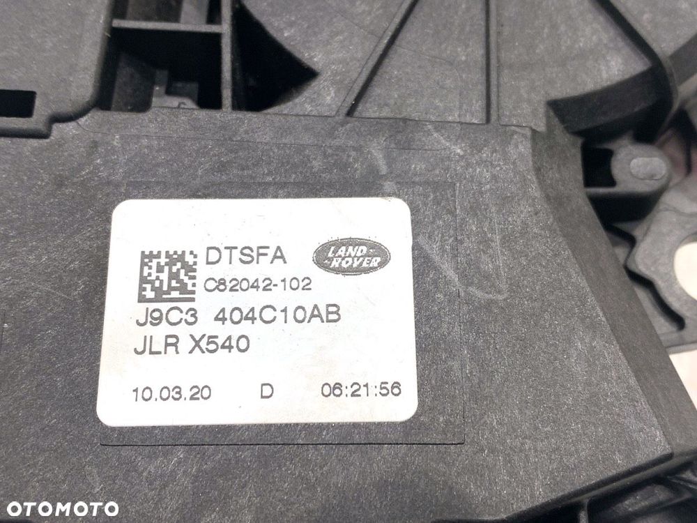 ZAMEK DOCIĄG KLAPY TYŁ  JAGUAR E-PACE (X540) 2017 - 2022 2.0 D180 AWD 132 kW [179 KM] olej - 4