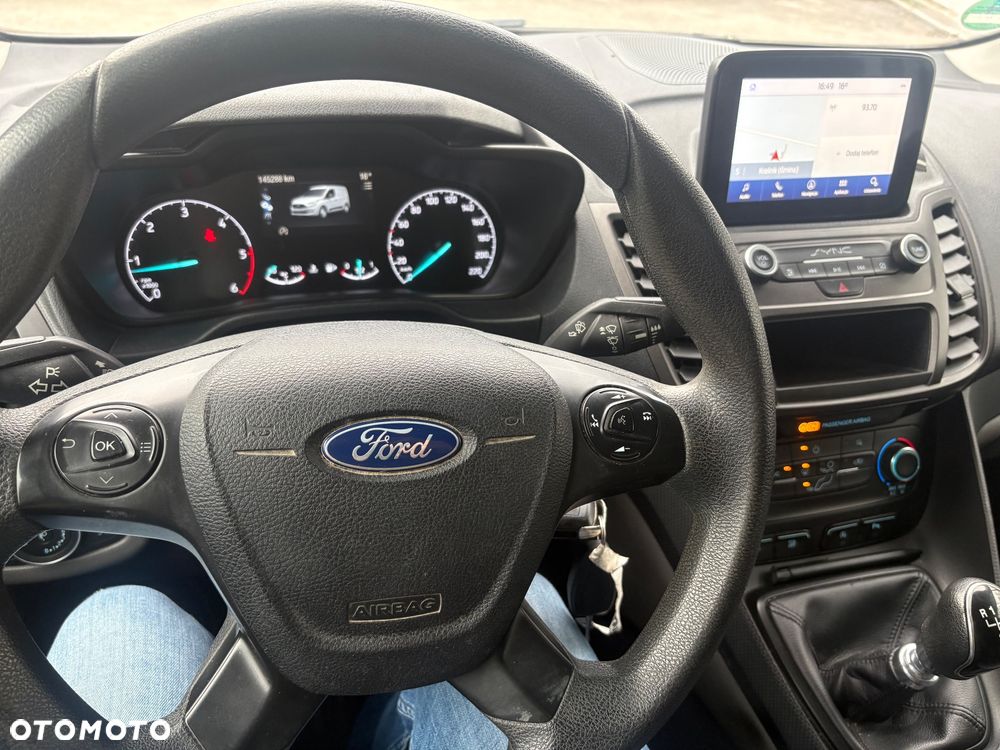 Ford Transit Connect - 28