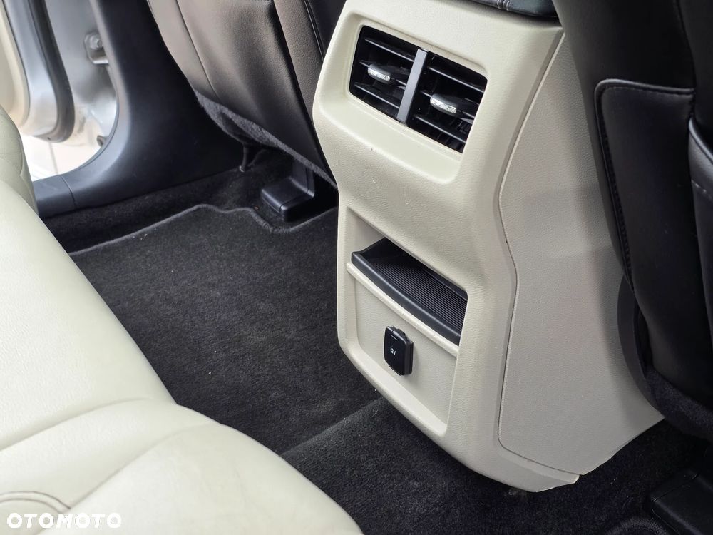 Ford Edge 3.5 SE - 25