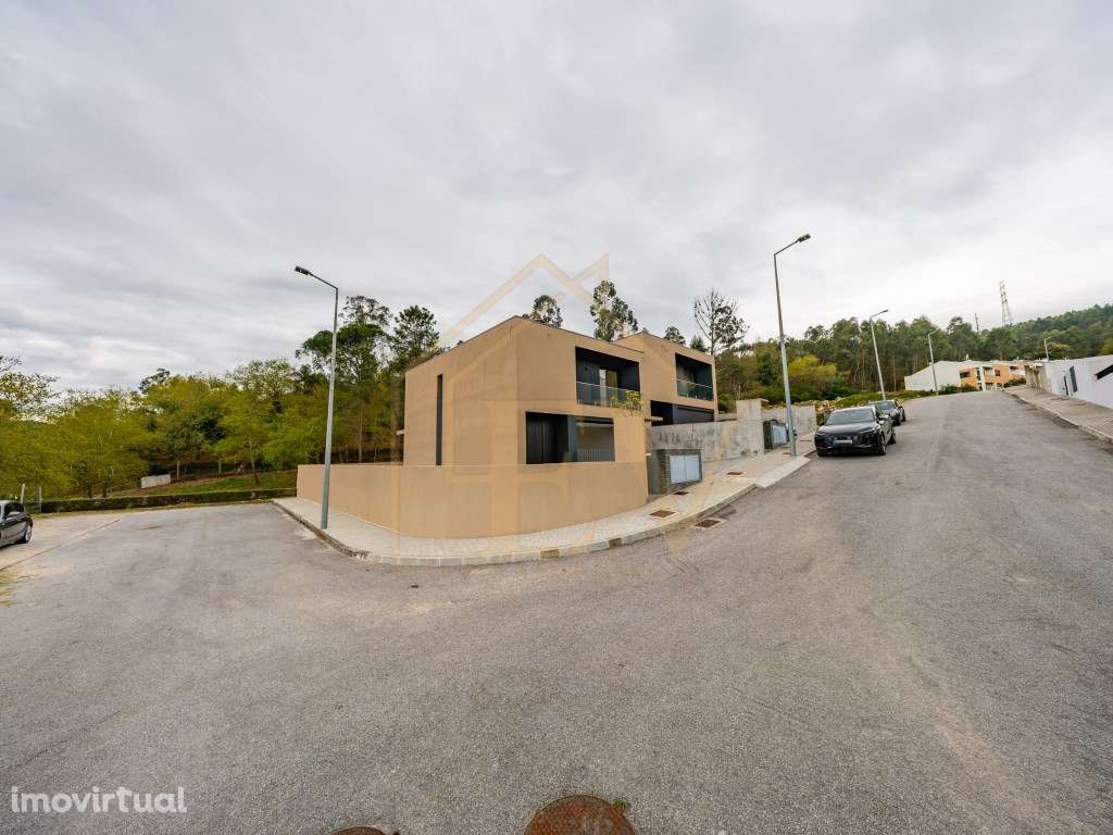 Moradia Póvoa de Lanhoso - Grande imagem: 4/33