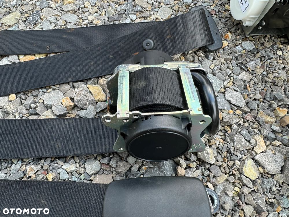 DESKA KONSOLA KOKPIT PODUSZKA PASY BMW F45 F46 ORYGINALNA - 15