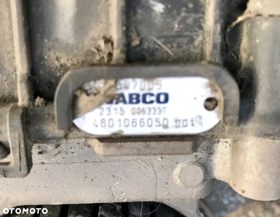 Zawór ebs daf XF 106 euro 6, demontaż, oryginał Wabco - 2