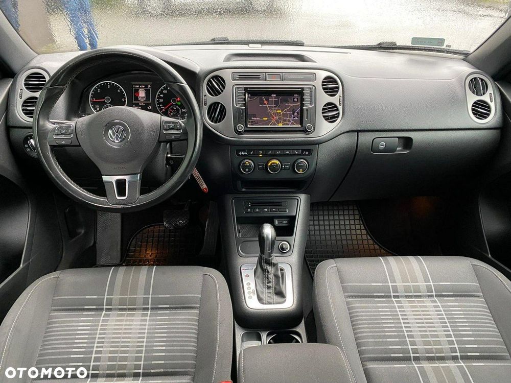 Volkswagen Tiguan - 10