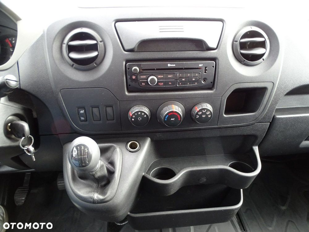 Renault Master - 11