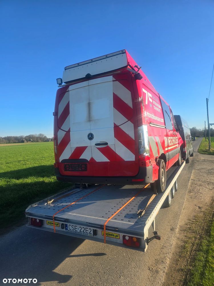 Mercedes-Benz Sprinter - 3