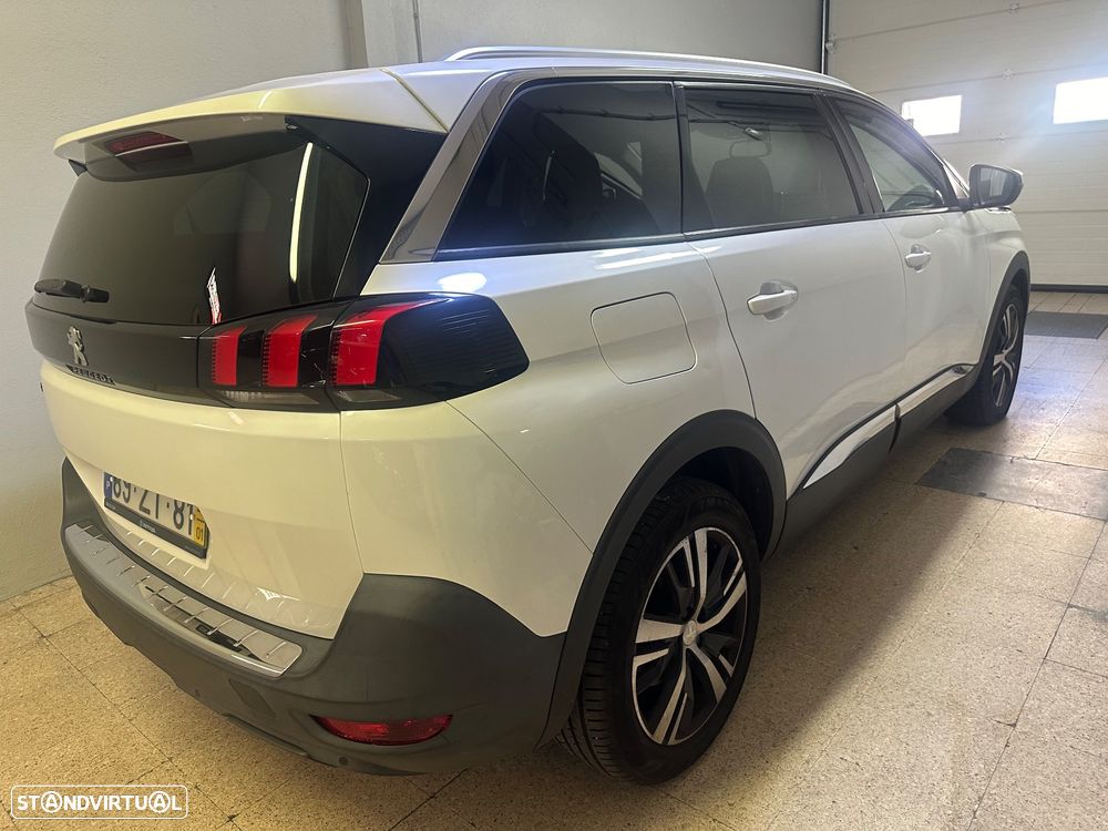Peugeot 5008 1.5 BlueHDi Allure Pack EAT8 - 5