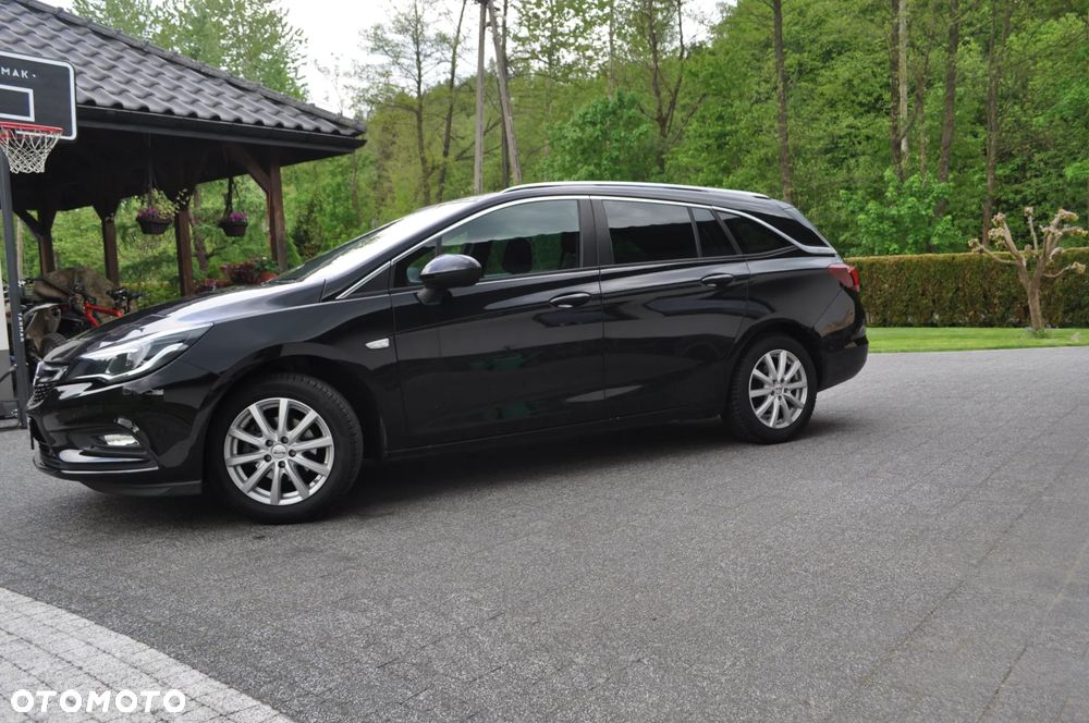 Opel Astra 1.4 Turbo Edition - 10
