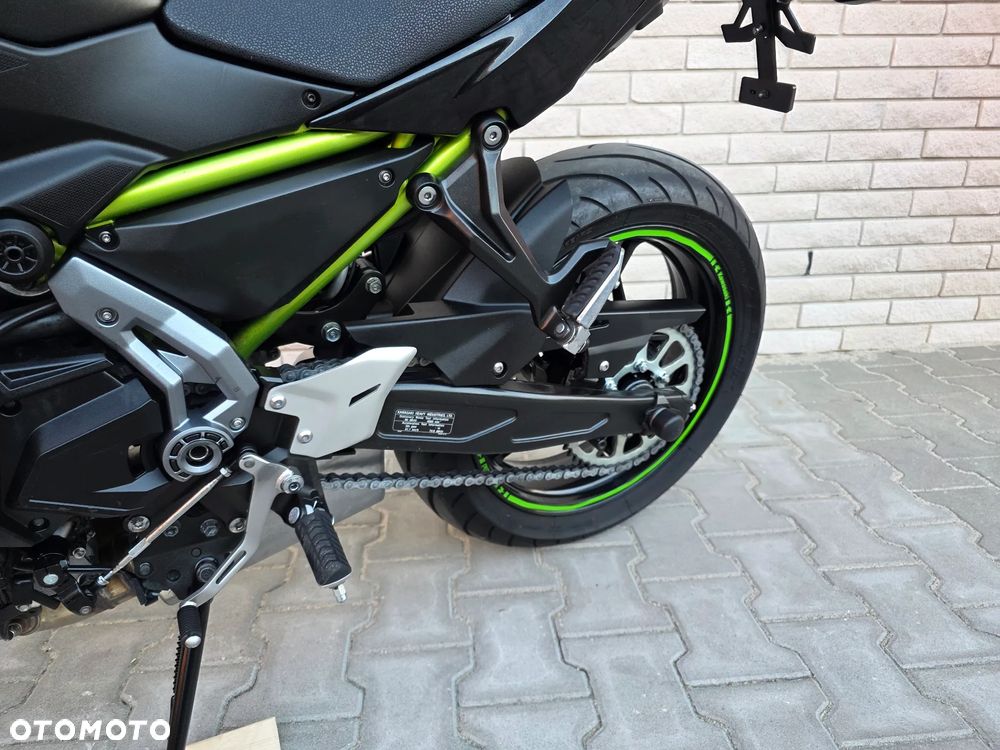 Kawasaki Z 650 - 16