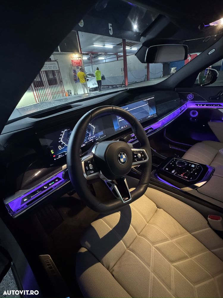 BMW Seria 7 740d xDrive MHEV - 5