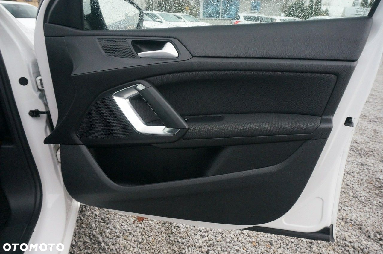 Peugeot 308 1.5 BlueHDi Allure Pack S&S EAT8 - 26
