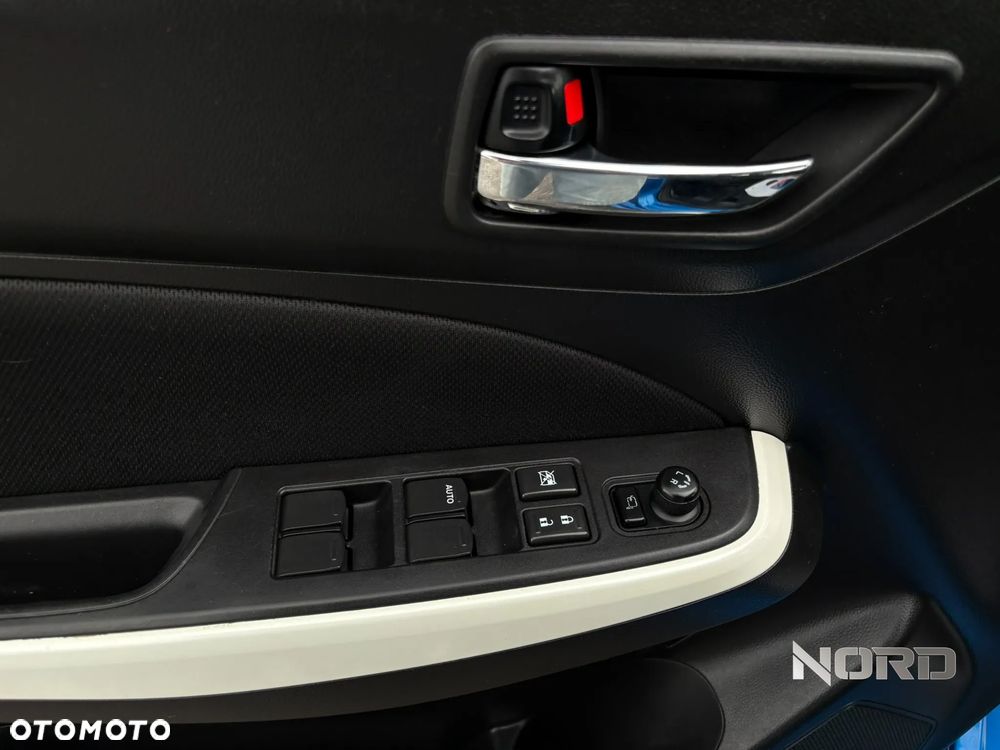 Suzuki Swift 1.2 Dualjet Hybrid Allgrip Comfort - 21
