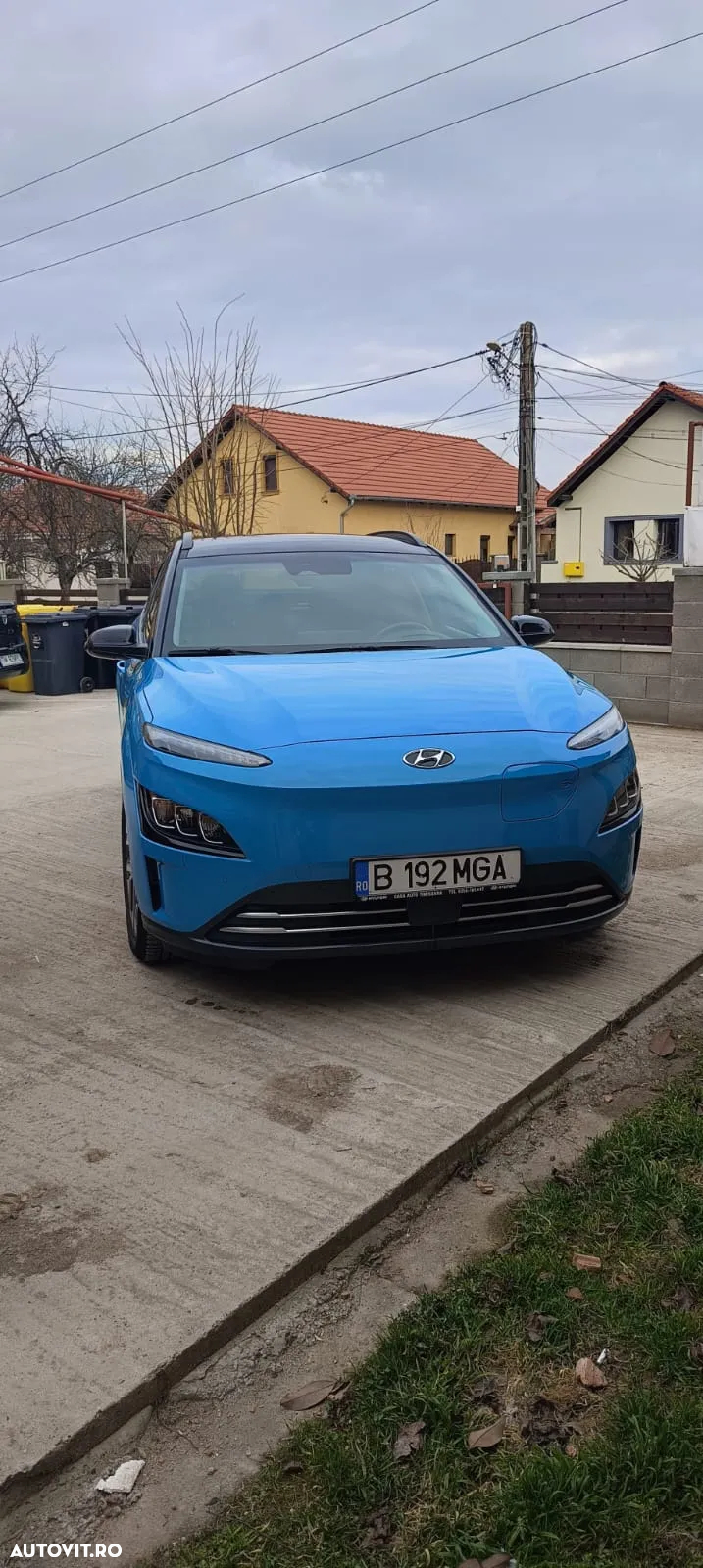Hyundai KONA - 3