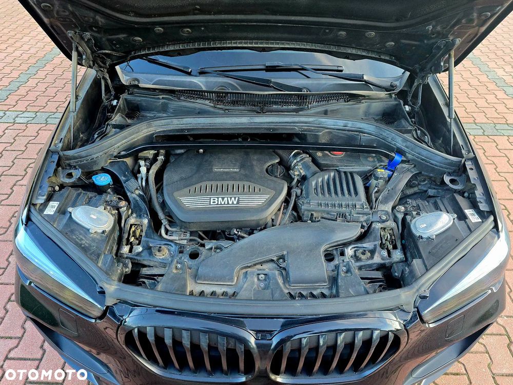BMW X1 sDrive18d Advantage sport - 11