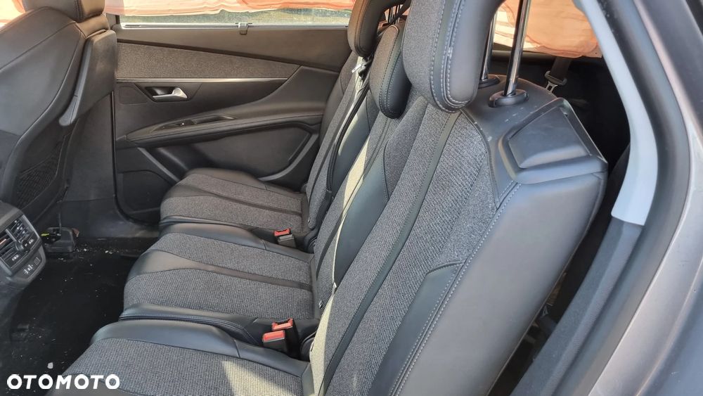 Peugeot 5008 PureTech 130 EAT8 Stop & Start Active Pack - 28