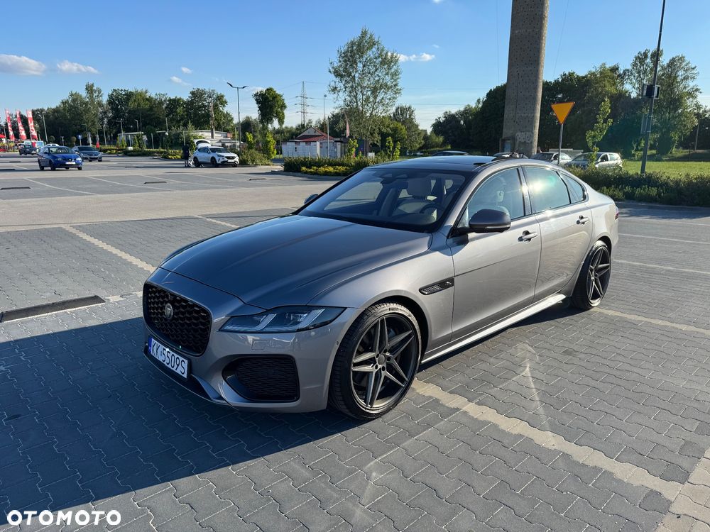 Jaguar XF 2.0 P250 R-Dynamic Black - 1