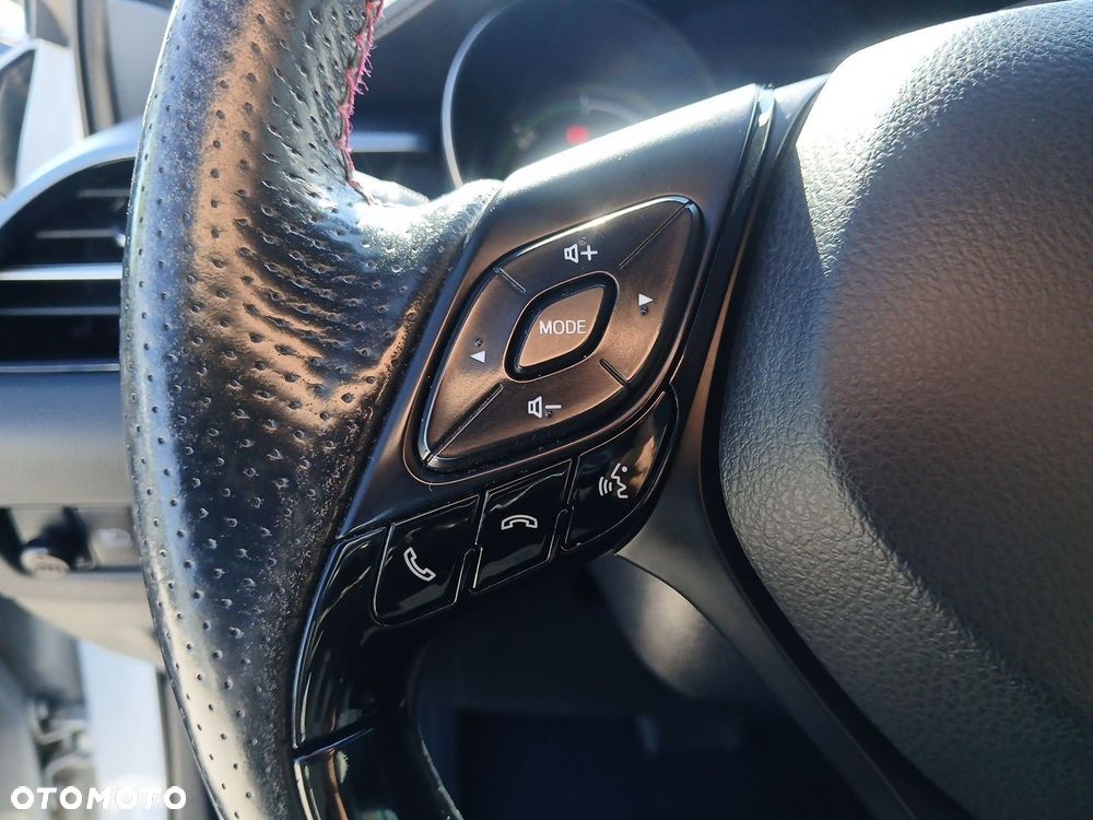 Toyota C-HR 2.0 Hybrid GR Sport - 26
