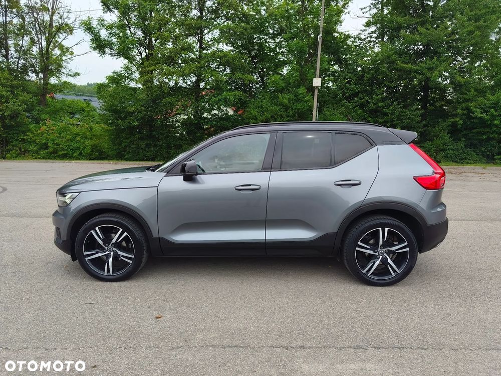 Volvo XC 40 D3 R-Design - 2