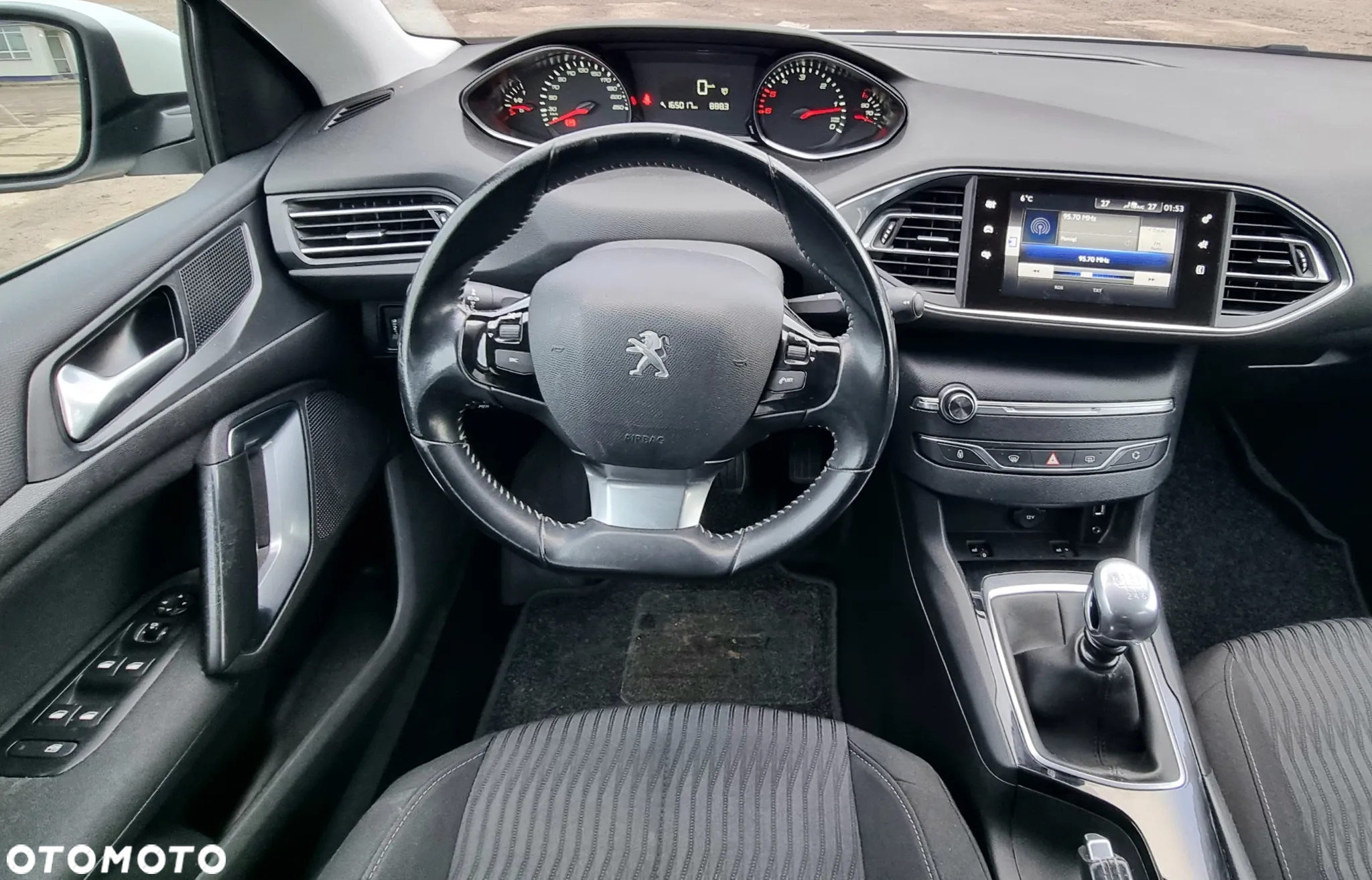 Peugeot 308 1.6 BlueHDi Allure S&S - 28