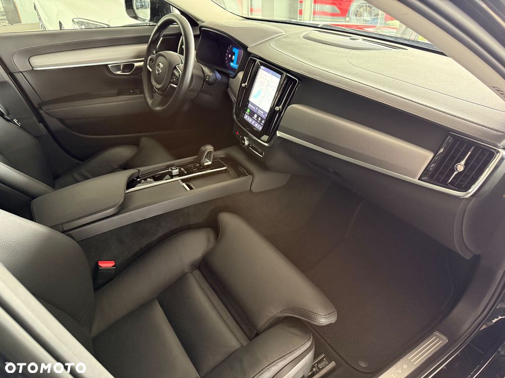 Volvo V90 Cross Country B4 D AWD Plus - 37