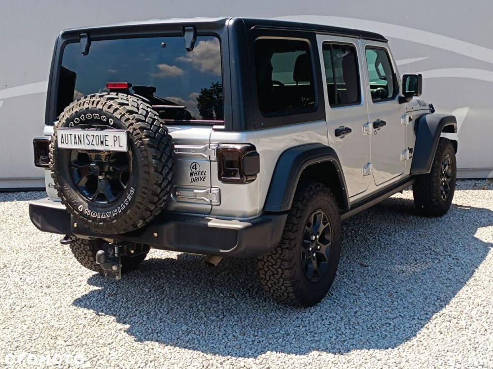 Jeep Wrangler - 14