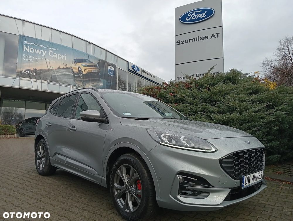 Ford Kuga - 1