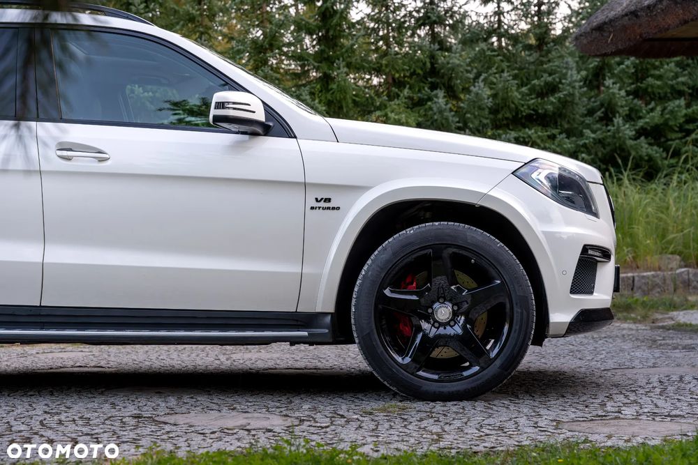 Mercedes-Benz GL 63 AMG 4Matic AMG Speedshift Plus 7G-TRONIC - 10