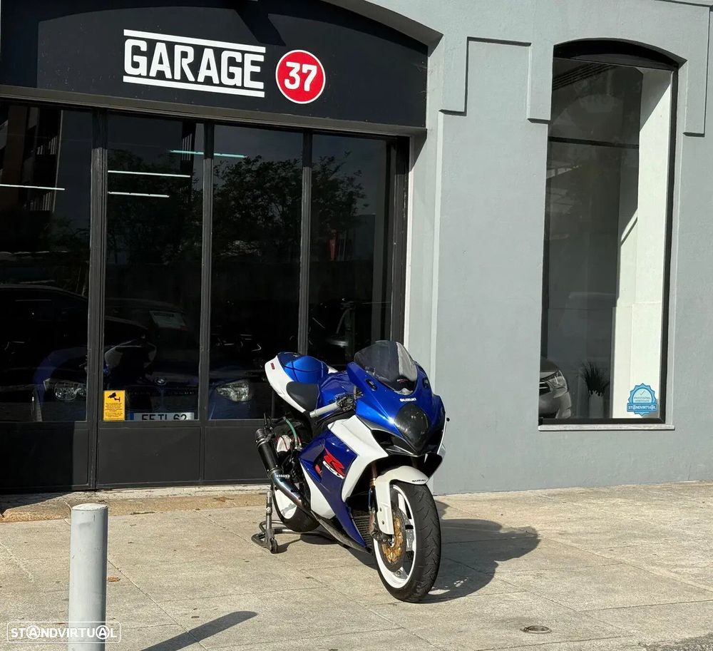 Suzuki GSX-R - 2