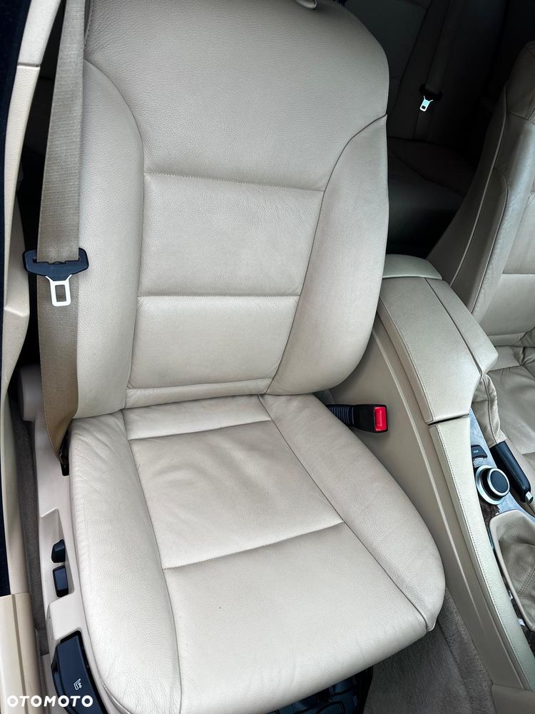 BMW Seria 5 520d Edition Exclusive - 15