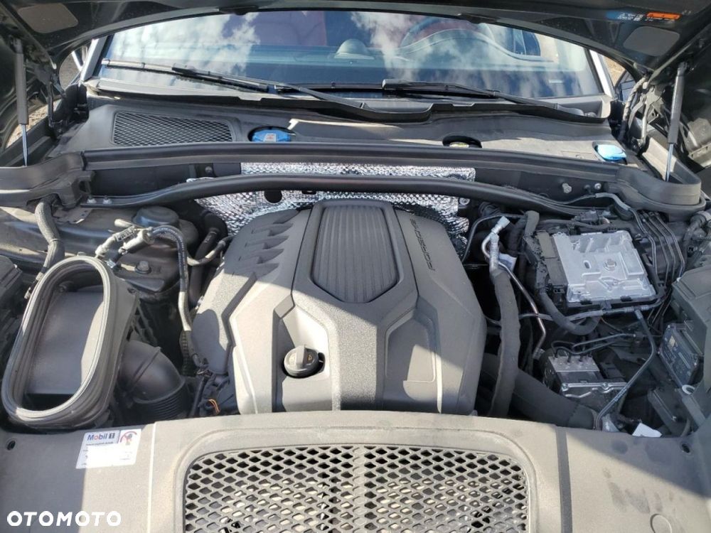 Porsche Macan - 11
