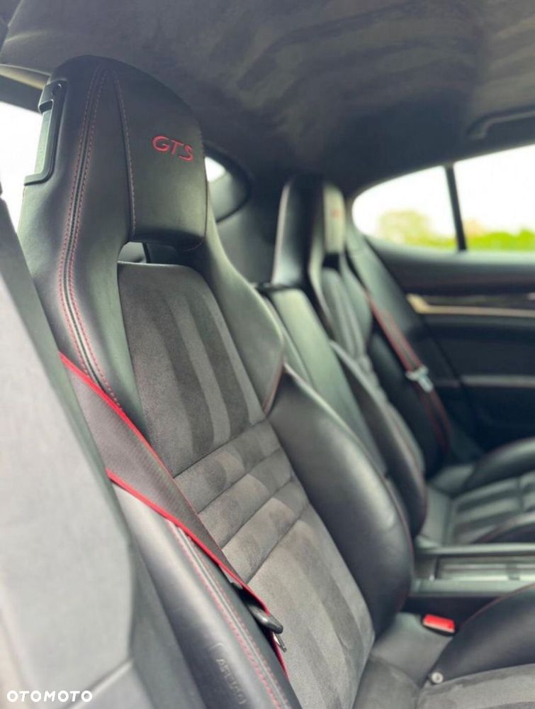 Porsche Panamera GTS - 11