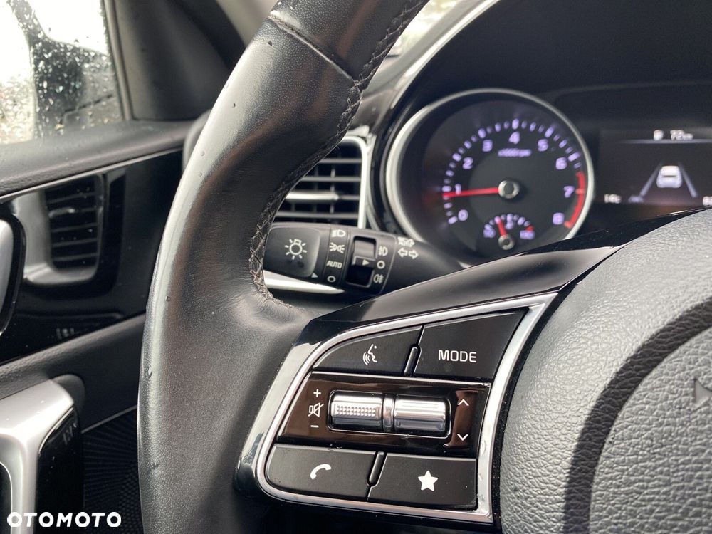 Kia Ceed - 27
