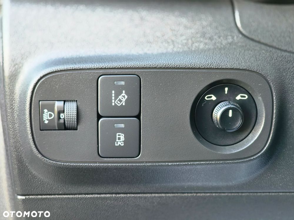 Citroën C3 Pure Tech (VTi) 82 Exclusive - 30