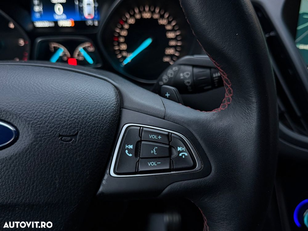 Ford Kuga 2.0 TDCi 4x4 Aut. ST-Line - 17