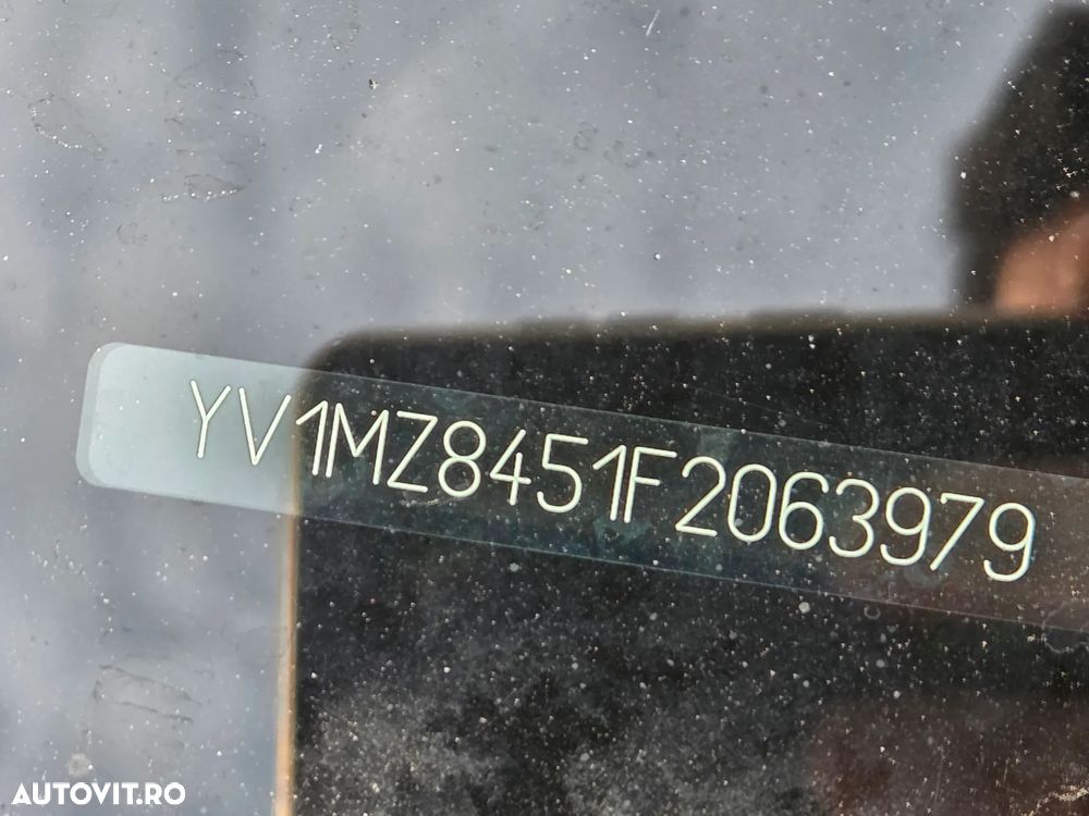 Volvo V40 D2 R Design - 28