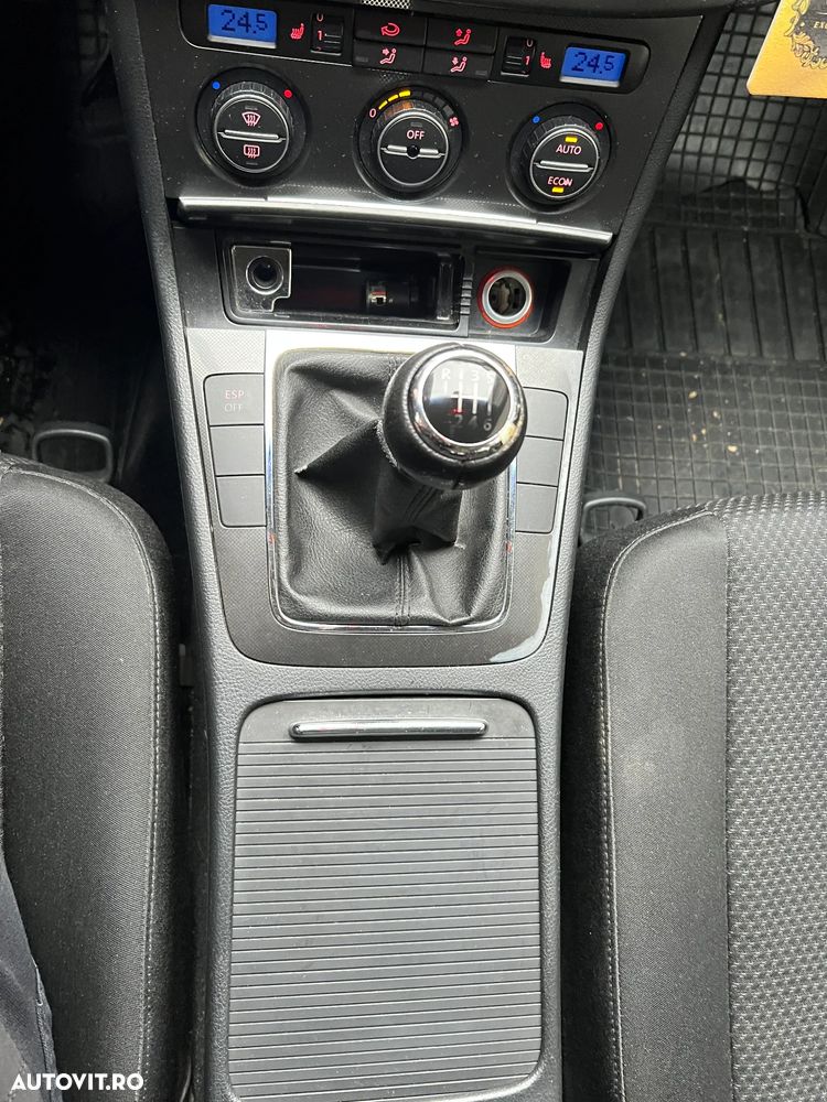 Volkswagen Passat 2.0 TDI DPF Comfortline - 20