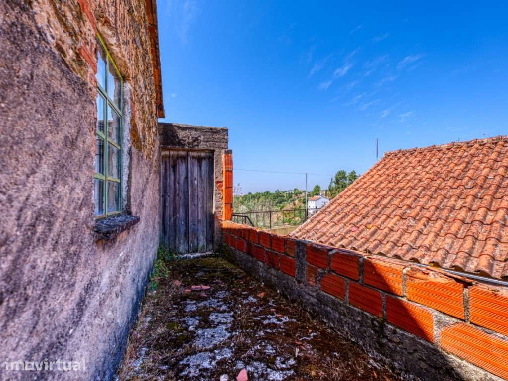 Moradia Inacabada com Vista Panorâmica | Ortiga - Mação - Grande imagem: 4/49