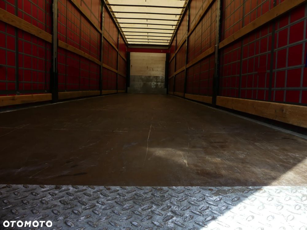 Schmitz Cargobull FIRANKA /  STANDARD / W OCYNKU / ZADBANA / - 23