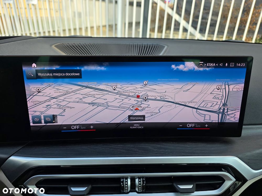 BMW Seria 3 330e xDrive M Sport - 12
