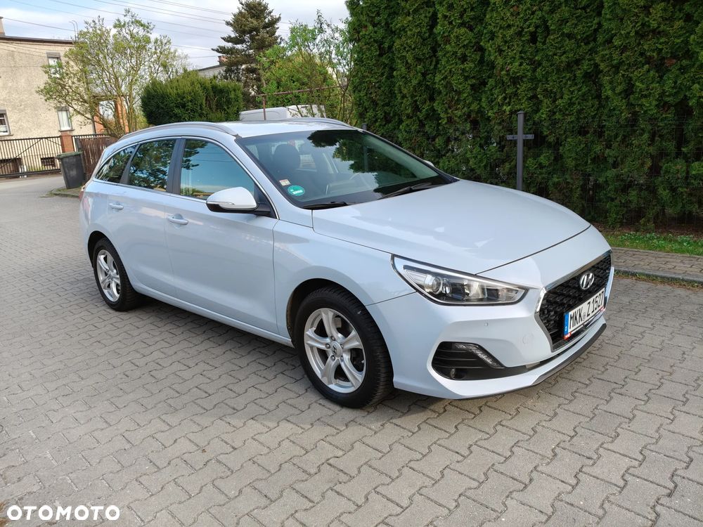 Hyundai i30 1.0 T-GDI GO Plus - 27