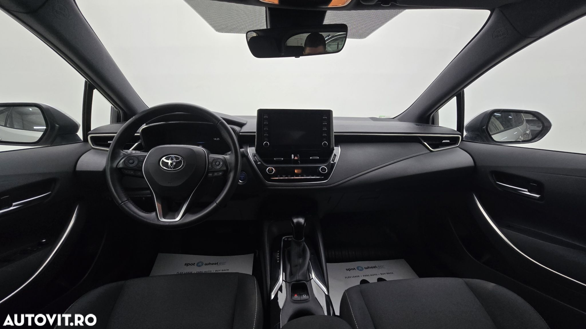 Toyota Corolla - 14