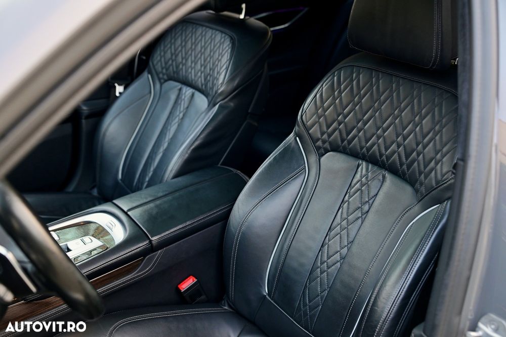 BMW Seria 7 745e - 20